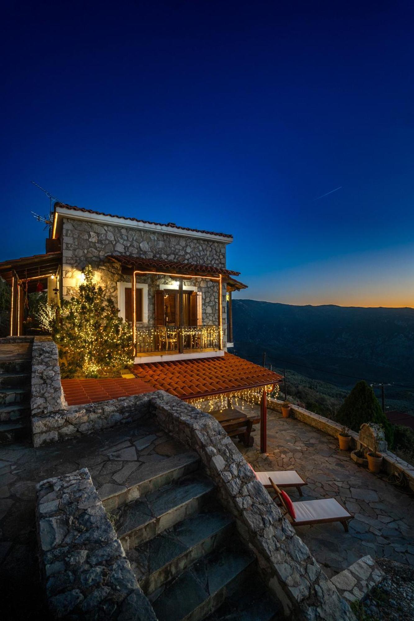 Rock Dandy Deluxe Chalet In Arachova - Delphi, Sauna, Prv Parking, Amazing View מראה חיצוני תמונה