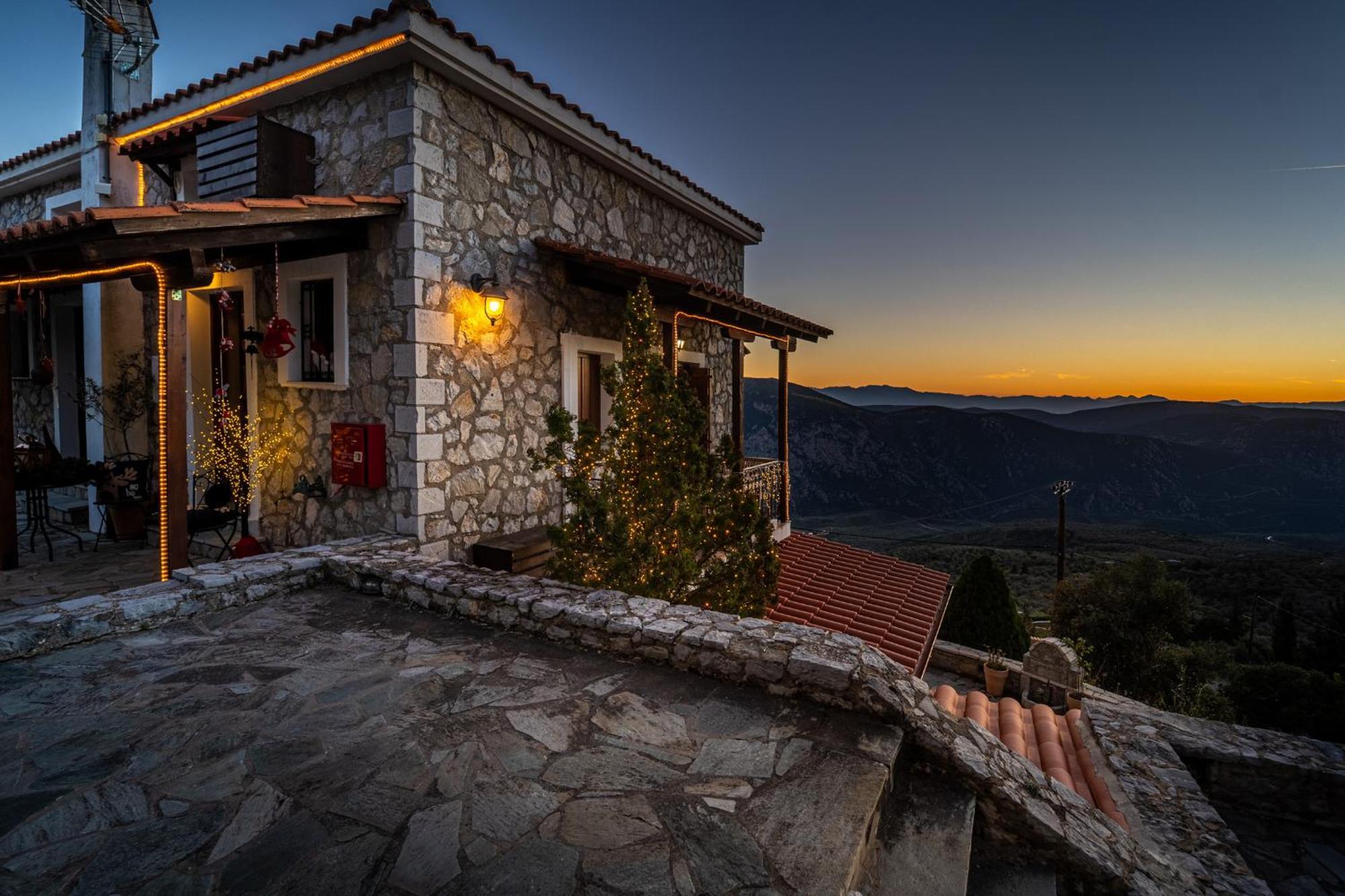 Rock Dandy Deluxe Chalet In Arachova - Delphi, Sauna, Prv Parking, Amazing View מראה חיצוני תמונה