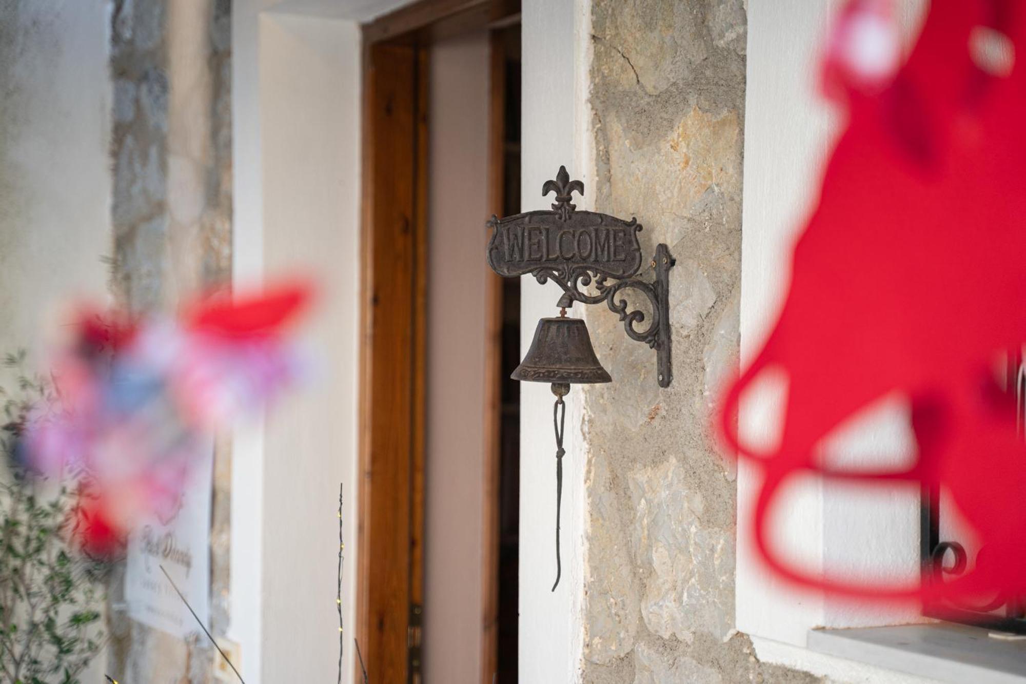 Rock Dandy Deluxe Chalet In Arachova - Delphi, Sauna, Prv Parking, Amazing View מראה חיצוני תמונה